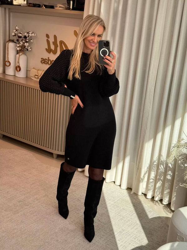 Vestido Midi Biamar Com Manga Ponto Pipoca Preto